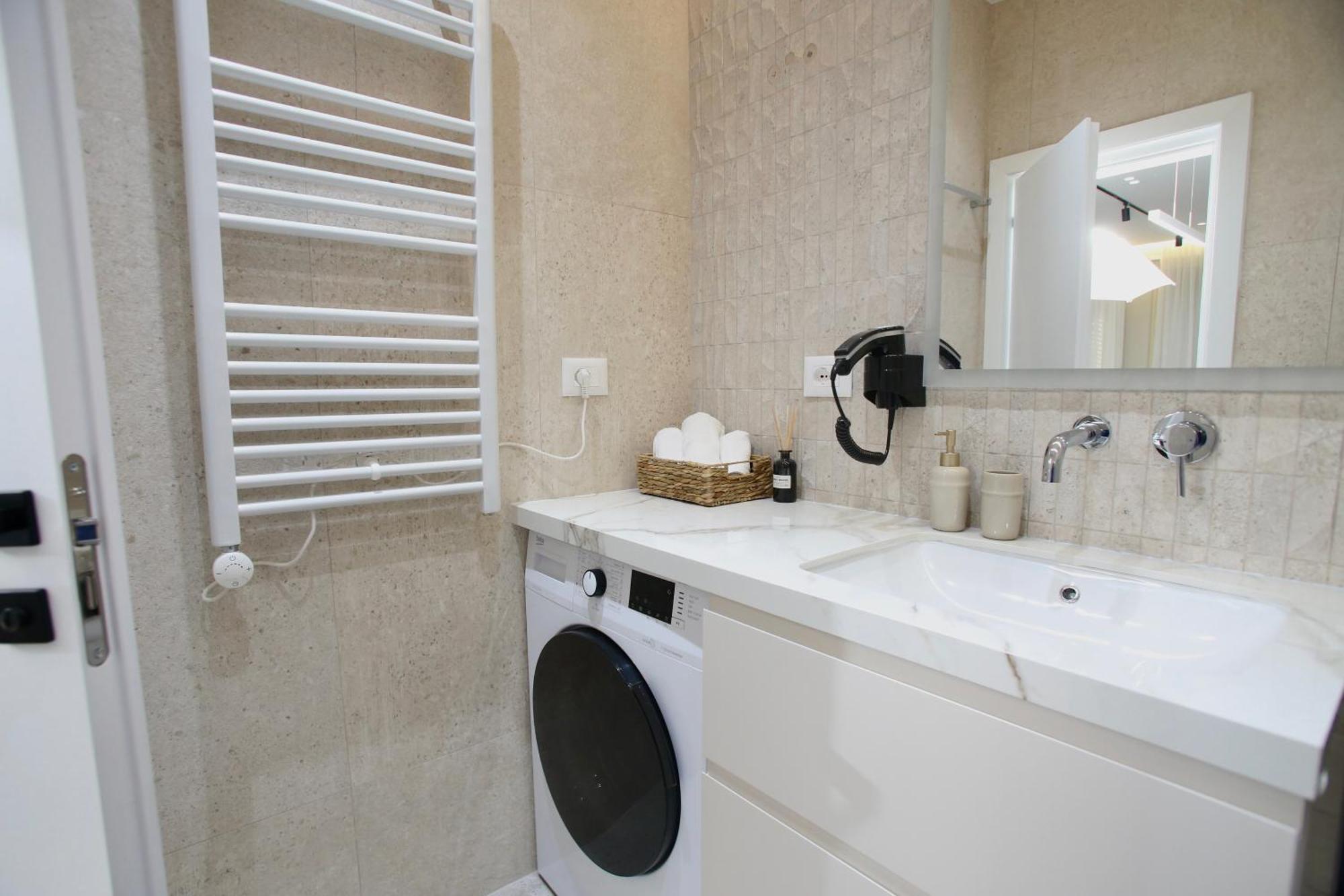Luxurious Dreamy Seaview Apartment Durrës 외부 사진